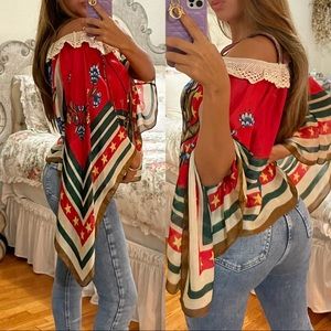 Stunning silky colorful top😍